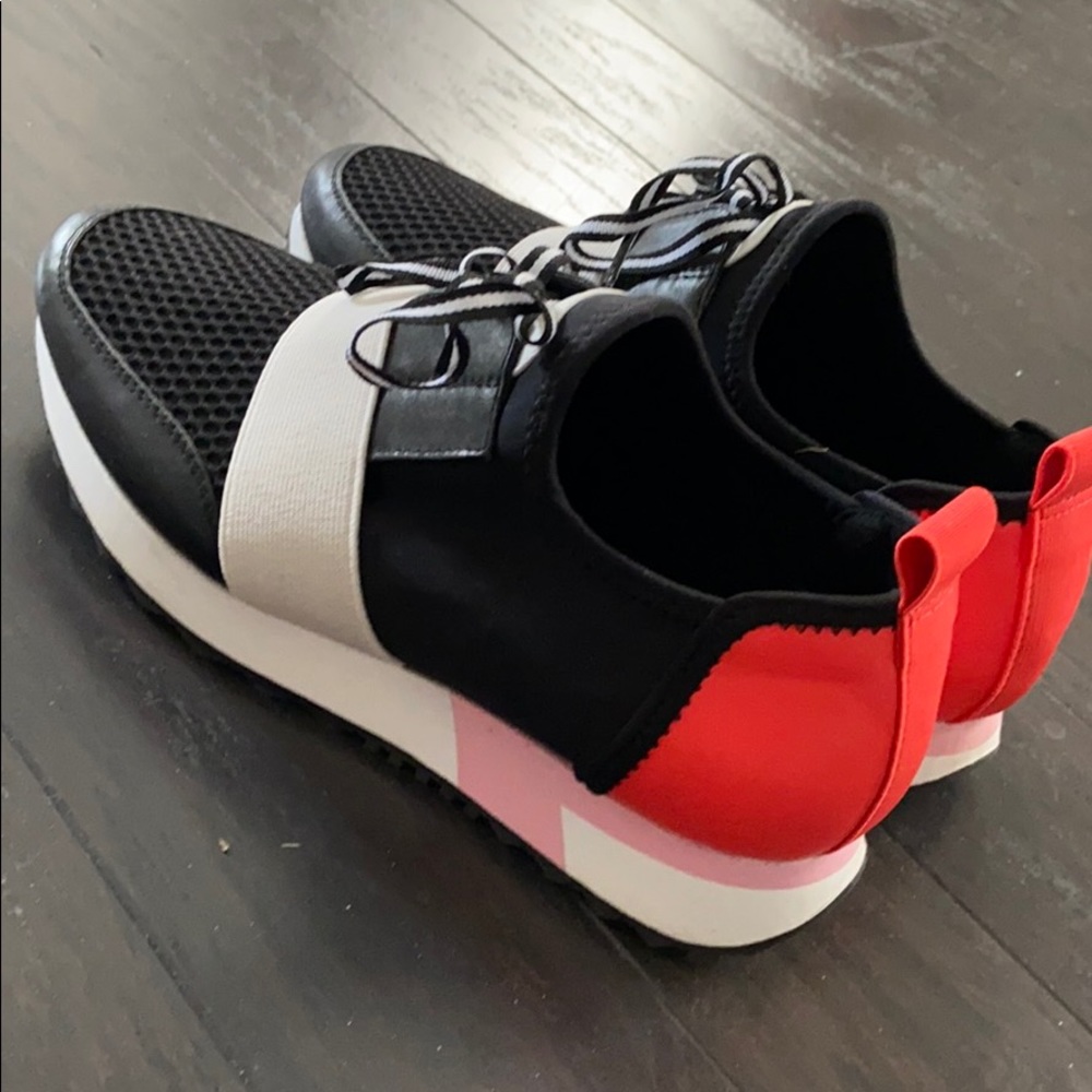 Steve Madden athletic shoes 8. Worn once!